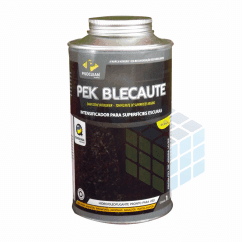 impermeabilizante-pek-blecaute-piso-preto